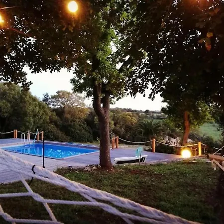 In Torto With Pool *