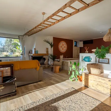 Villa In Torto With Pool *
